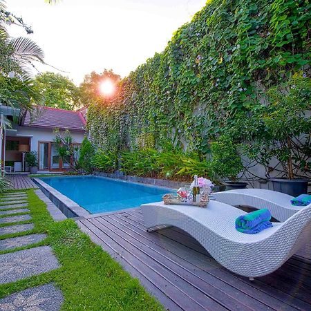Villa Enjoy - Seminyak Center Екстер'єр фото