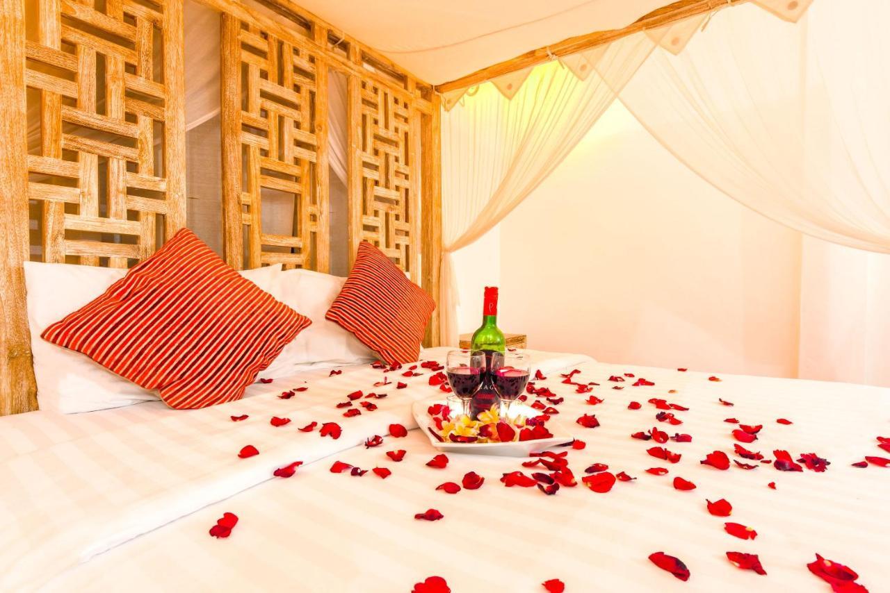 Villa Enjoy - Seminyak Center Екстер'єр фото