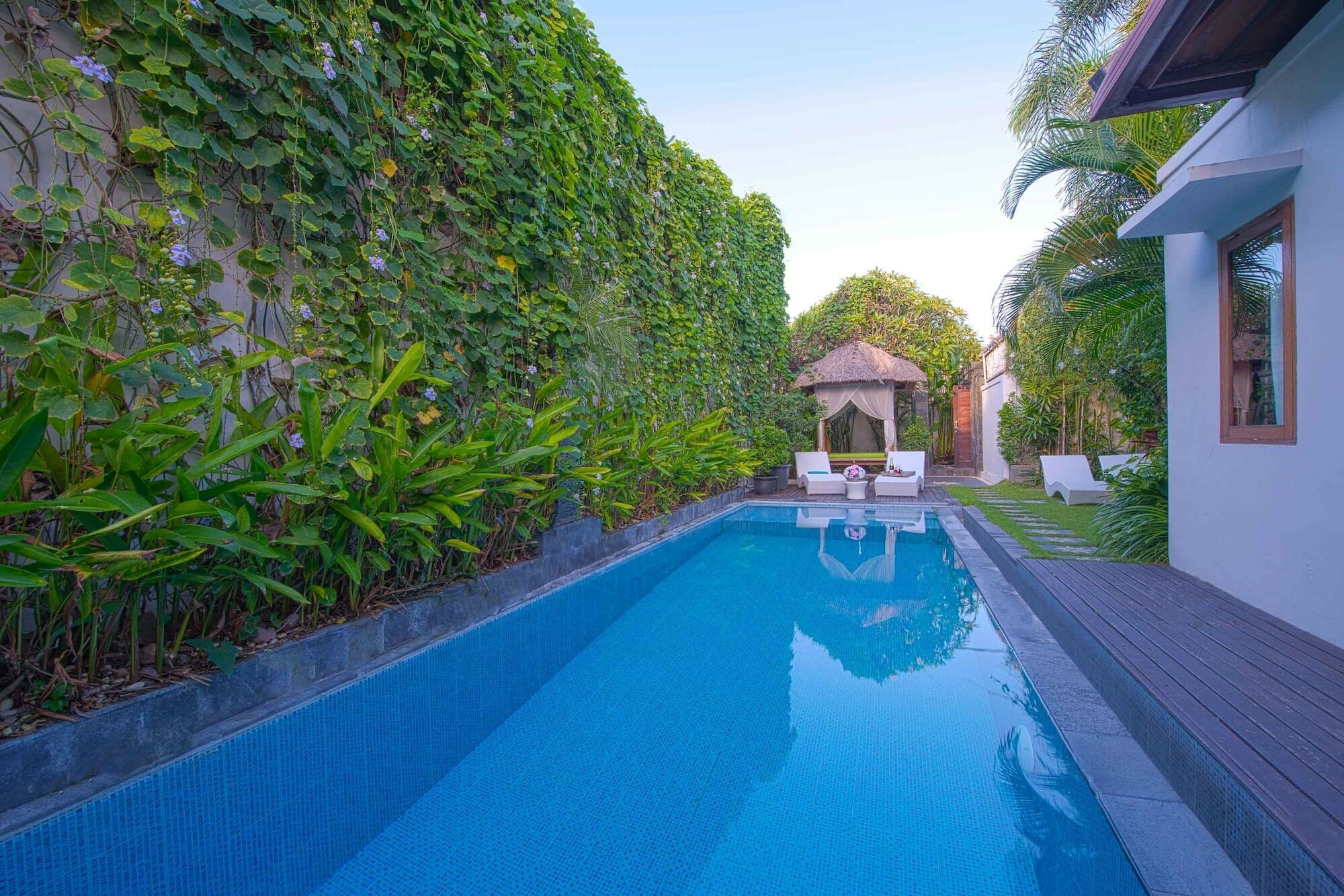 Villa Enjoy - Seminyak Center Екстер'єр фото