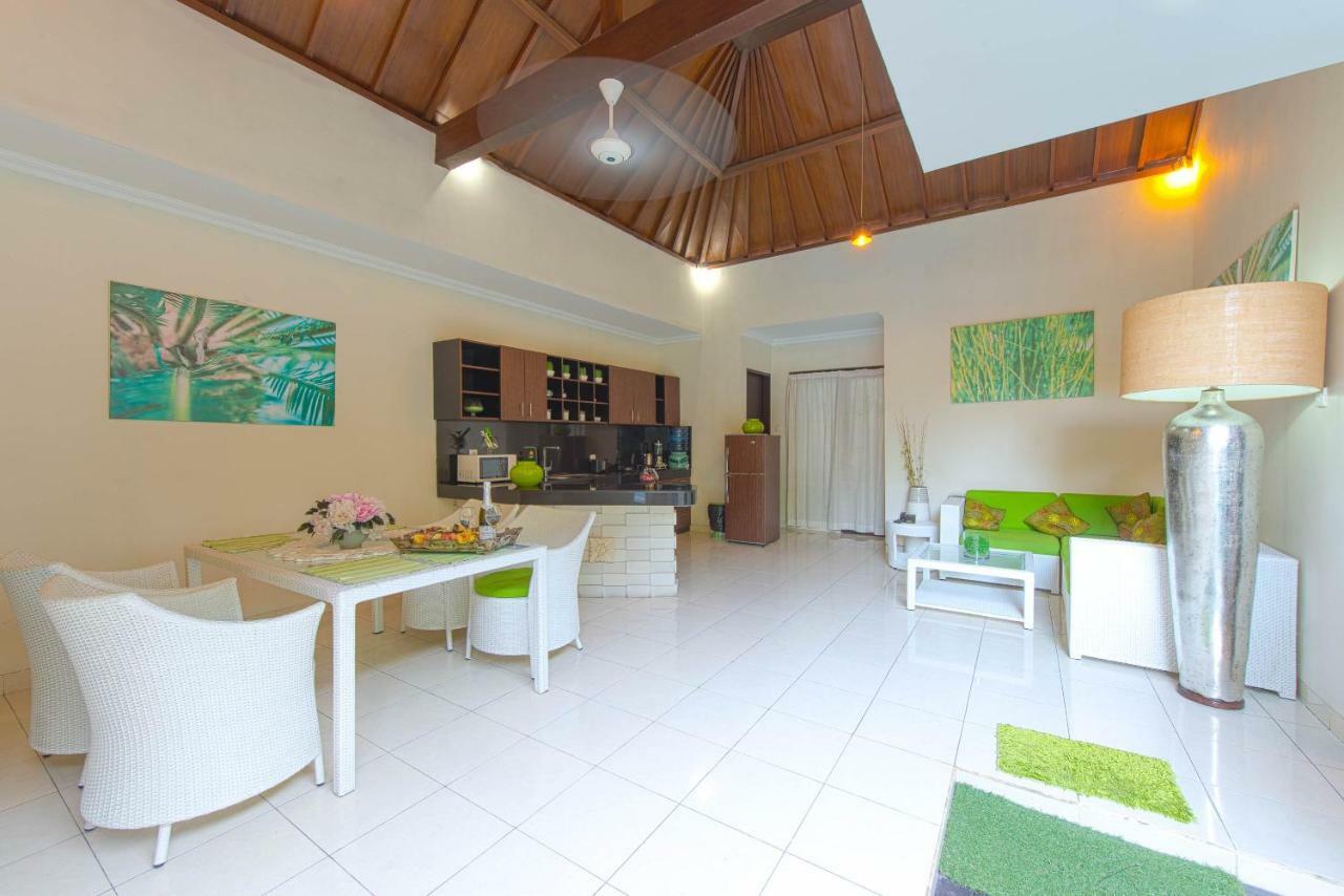 Villa Enjoy - Seminyak Center Екстер'єр фото
